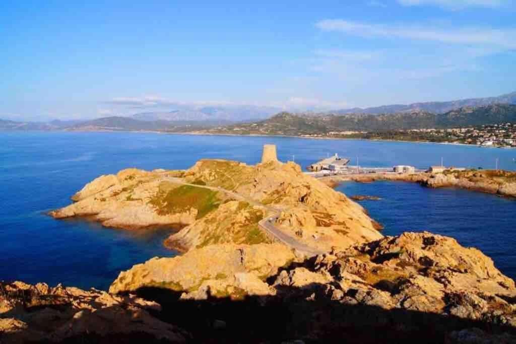 Joli Studio Tout Confort Proche Toutes Commodites Dans Residence Calme LʼÎle-Rousse Exterior foto